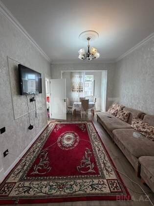 2 otaqlı Köhnə tikili, 20 Yanvar m., Bakı