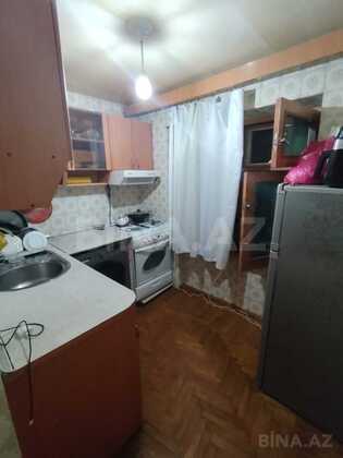 2 otaqlı Köhnə tikili, Neftçilər m., Bakı