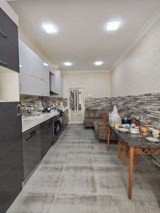 3 otaqlı Yeni tikili, Xırdalan
