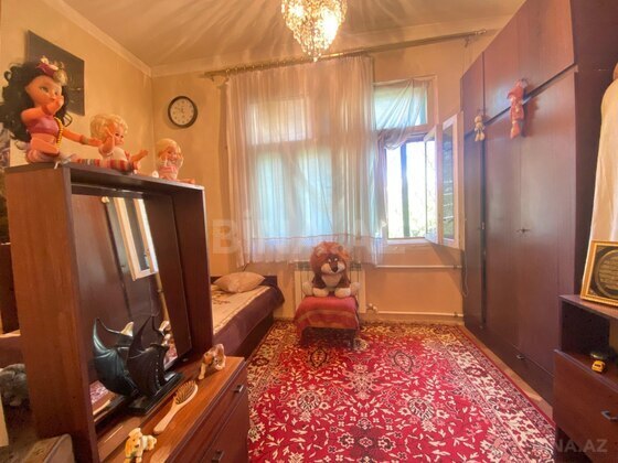 3 otaqlı Köhnə tikili, Qara Qarayev m., Bakı