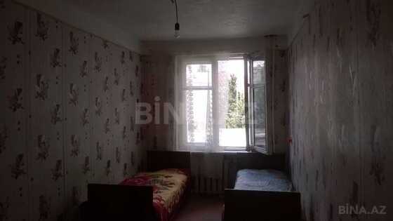 2 otaqlı Köhnə tikili, Qara Qarayev m., Bakı