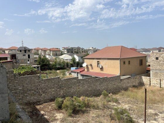 Torpaq Şağan q., Bakı