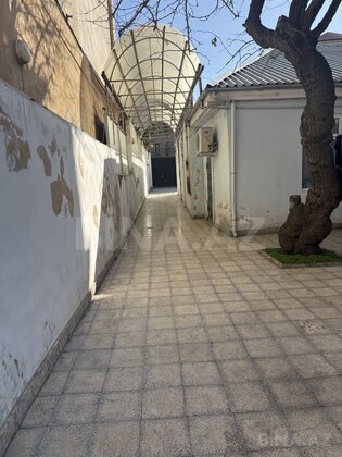 4 otaqlı Həyət evi/Bağ evi, Gənclik m., Bakı