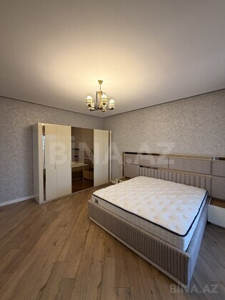 8 otaqlı Həyət evi/Bağ evi, Şağan q., Bakı