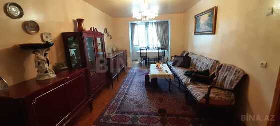 3 otaqlı Köhnə tikili, Elmlər Akademiyası m., Bakı