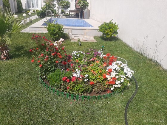 3 otaqlı Həyət evi/Bağ evi, Şüvəlan q., Bakı