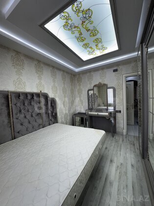 2 otaqlı Köhnə tikili, Neftçilər m., Bakı