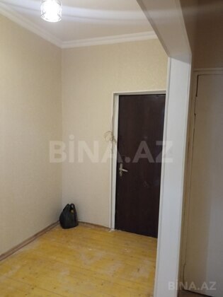 2 otaqlı Köhnə tikili, Həzi Aslanov m., Bakı