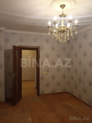 2 otaqlı Köhnə tikili, Həzi Aslanov m., Bakı