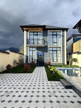 4 otaqlı Həyət evi/Bağ evi, Qəbələ