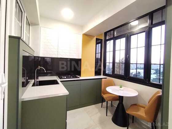 3 otaqlı Köhnə tikili, Əhmədli m., Bakı