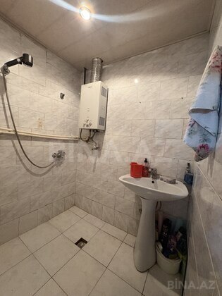 3 otaqlı Köhnə tikili, Xalqlar Dostluğu m., Bakı
