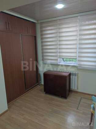 3 otaqlı Köhnə tikili, Elmlər Akademiyası m., Bakı