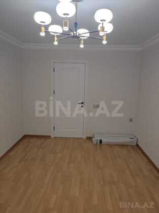 3 otaqlı Köhnə tikili, Elmlər Akademiyası m., Bakı