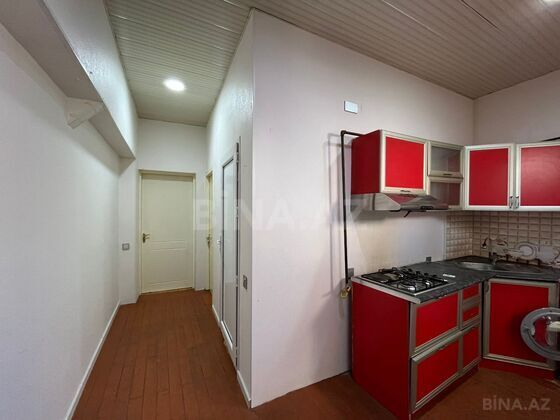 2 otaqlı Həyət evi/Bağ evi, İnşaatçılar m., Bakı