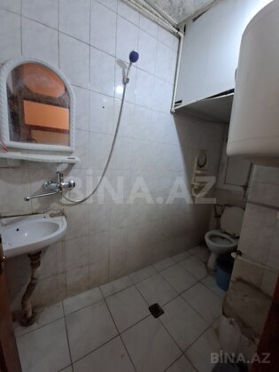2 otaqlı Köhnə tikili, Memar Əcəmi m., Bakı