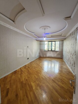 3 otaqlı Köhnə tikili, Nizami r., Bakı