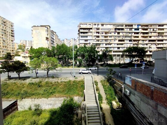 2 otaqlı Köhnə tikili, Əhmədli q., Bakı