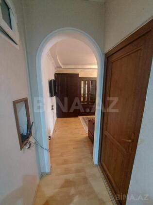 2 otaqlı Köhnə tikili, Neftçilər m., Bakı
