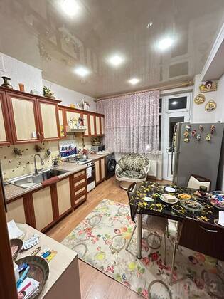 2 otaqlı Yeni tikili, Neftçilər m., Bakı