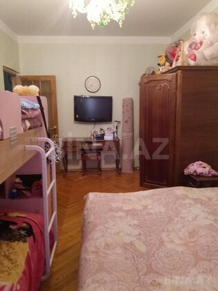 3 otaqlı Köhnə tikili, Xətai r., Bakı