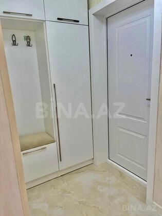 2 otaqlı Köhnə tikili, Qara Qarayev m., Bakı