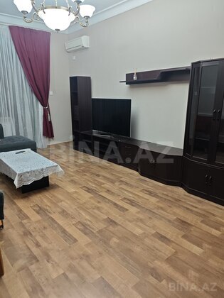 2 otaqlı Köhnə tikili, 28 May m., Bakı