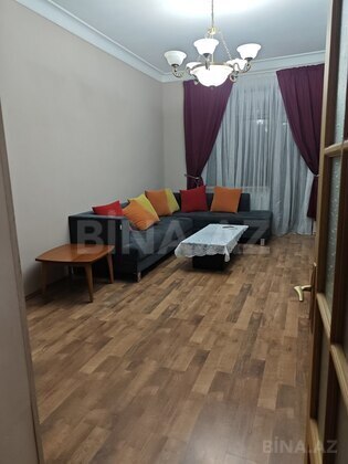 2 otaqlı Köhnə tikili, 28 May m., Bakı