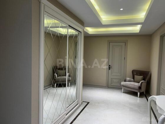 3 otaqlı Yeni tikili, Nizami m., Bakı