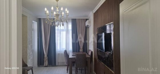3 otaqlı Yeni tikili, Xırdalan