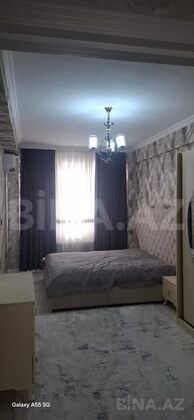 3 otaqlı Yeni tikili, Xırdalan