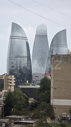 9 otaqlı Yeni tikili, Elmlər Akademiyası m., Bakı