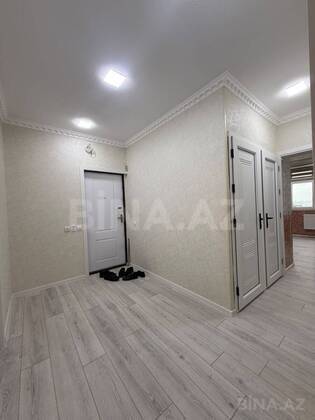 3 otaqlı Köhnə tikili, Həzi Aslanov m., Bakı