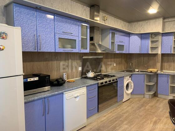 3 otaqlı Yeni tikili, Nizami m., Bakı