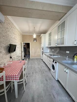 3 otaqlı Yeni tikili, Nəsimi r., Bakı