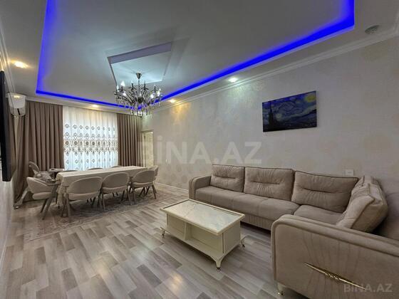 3 otaqlı Yeni tikili, Xırdalan