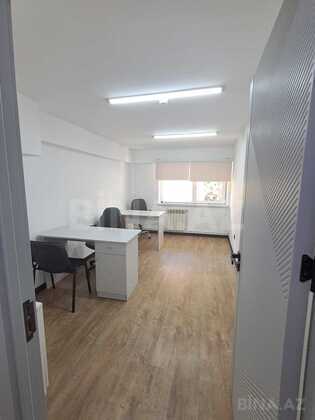 1 otaqlı Ofis, 8-ci mikrorayon q., Bakı