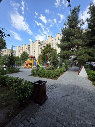 3 otaqlı Köhnə tikili, Bakıxanov q., Bakı