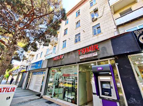3 otaqlı Köhnə tikili, Qara Qarayev m., Bakı