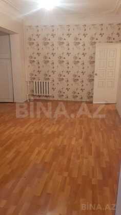 2 otaqlı Köhnə tikili, Həzi Aslanov m., Bakı