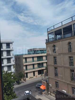 2 otaqlı Köhnə tikili, Səbail r., Bakı