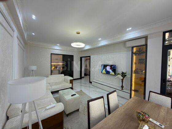 3 otaqlı Yeni tikili, Şah İsmayıl Xətai m., Bakı