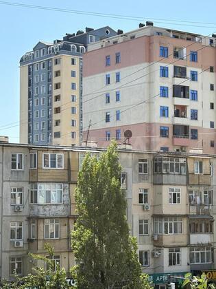 2 otaqlı Köhnə tikili, Memar Əcəmi m., Bakı
