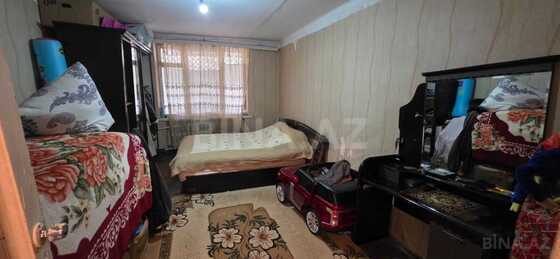 3 otaqlı Köhnə tikili, Qara Qarayev m., Bakı