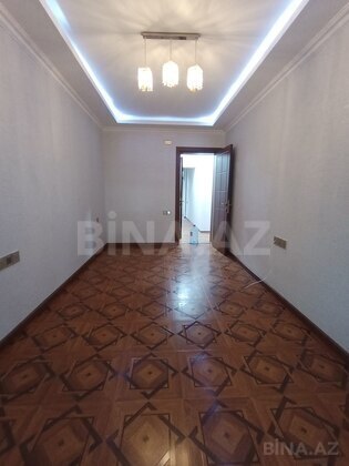 3 otaqlı Köhnə tikili, Gənclik m., Bakı