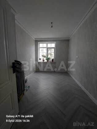 3 otaqlı Köhnə tikili, 8 Noyabr m., Bakı