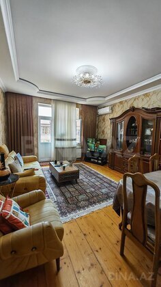 2 otaqlı Yeni tikili, İnşaatçılar m., Bakı