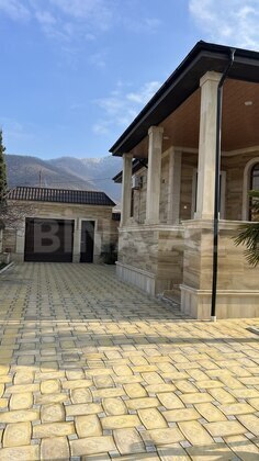 5 otaqlı Həyət evi/Bağ evi, Qax