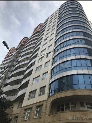 4 otaqlı Yeni tikili, Şah İsmayıl Xətai m., Bakı