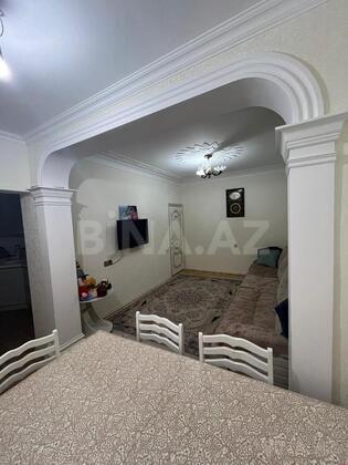 2 otaqlı Köhnə tikili, Nizami m., Bakı